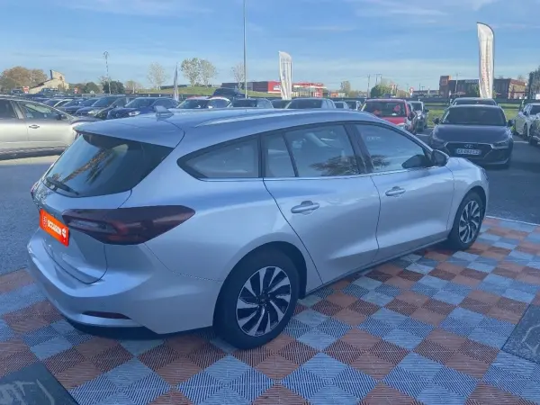 Ford FOCUS SW 1.0 ECOBOOST 125 BV6 TITANIUM - Photo 5