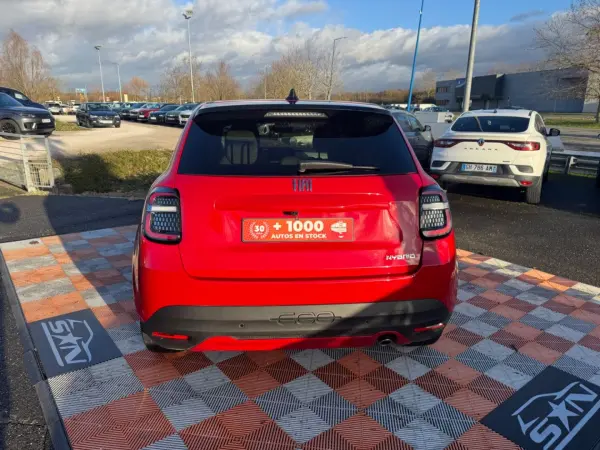 Fiat 600 1.2 100 Hybrid DCT LA PRIMA GPS Caméra Hayon - Photo 5