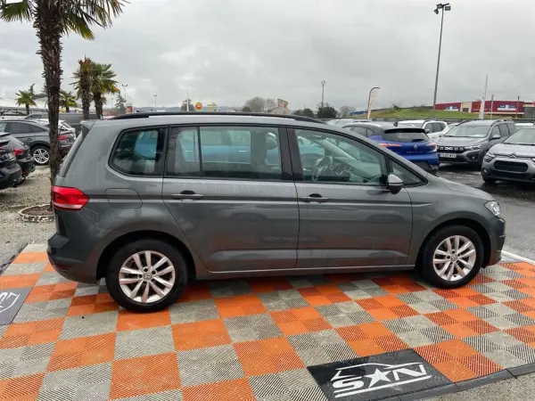 Volkswagen TOURAN 1.0 115 CONFORTLINE 7 PL - Photo 4