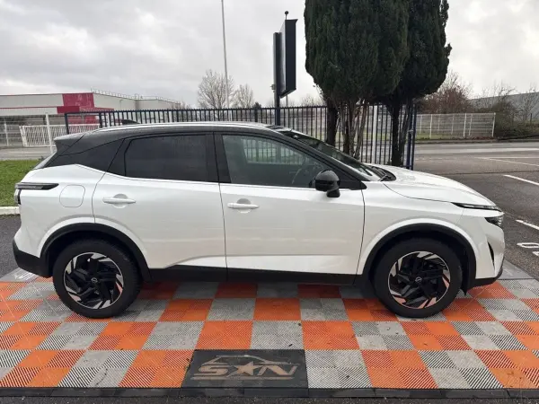 Nissan QASHQAI Phase 2 NEW Mild Hybrid 158 X-TRONIC N-CONNECTA Hayon GPS Caméra 360° Pack Hiver - Photo 4
