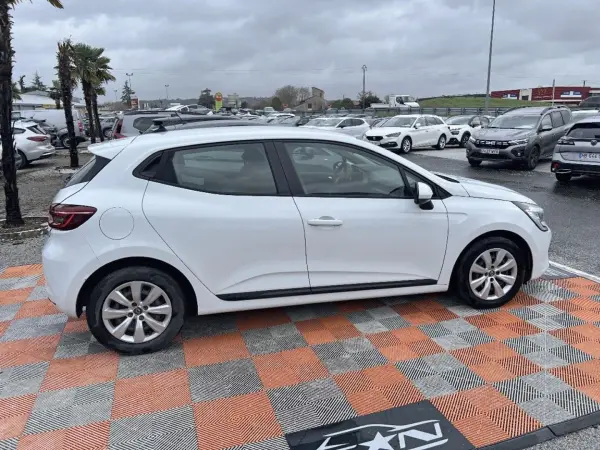 Renault CLIO SOCIETE V 1.5 DCI 85 BV6 AIR NAV 8950HT - Photo 4