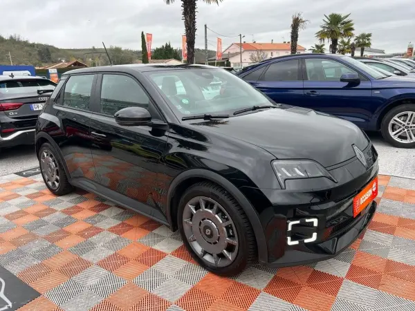 Renault R5 E-TECH ELEC 120 40kW AUTONOMIE URBAINE EVOLUTION 1°Main - Photo 3