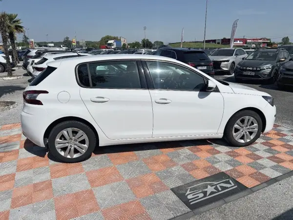 Peugeot 308 1.6 BLUEHDI 120 ACTIVE - Photo 4