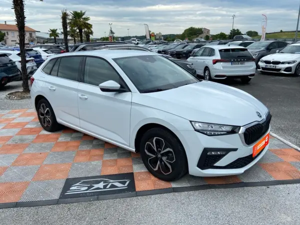Skoda SCALA 1.0 TSI 116 BV6 SELECTION Caméra Radars Cockpit JA 16" - Photo 3