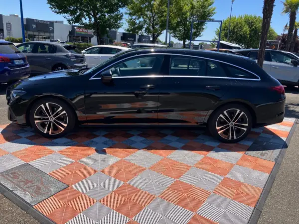 Mercedes-Benz CLA SHOOTING BRAKE 2.0 180 D 116 8G-DCT PROGRESSIVE LINE GPS Caméra - Photo 2